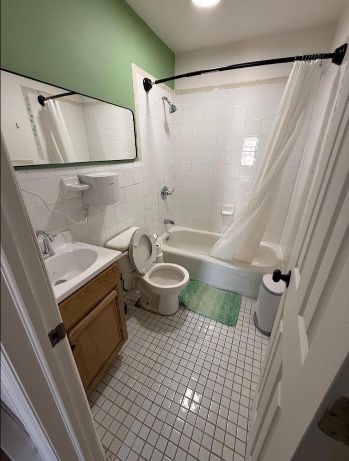 East Harlem Hostel New York Esterno foto